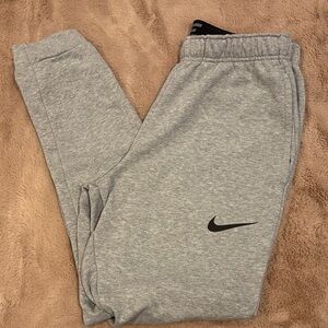 Nike Men’s M Gray Sweatpants